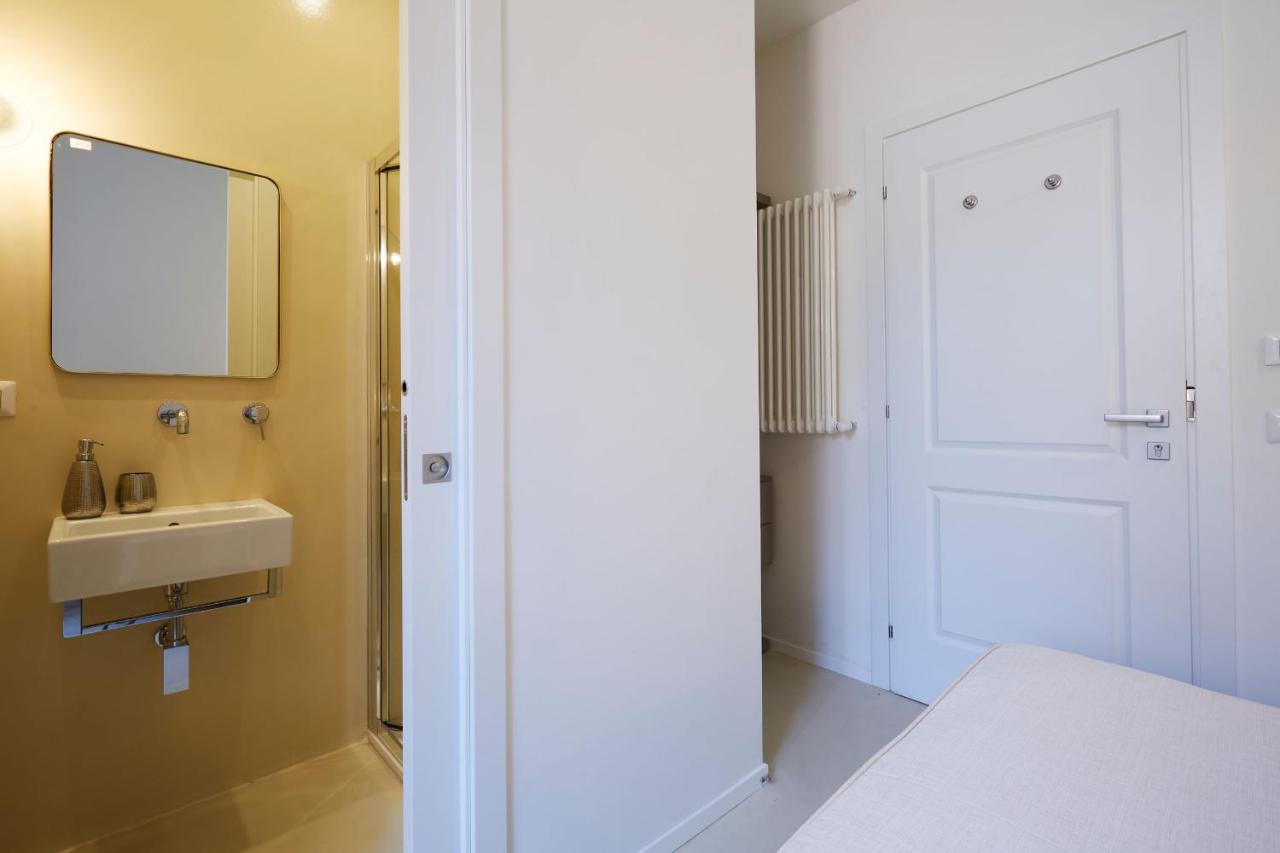 Single Room Terrace