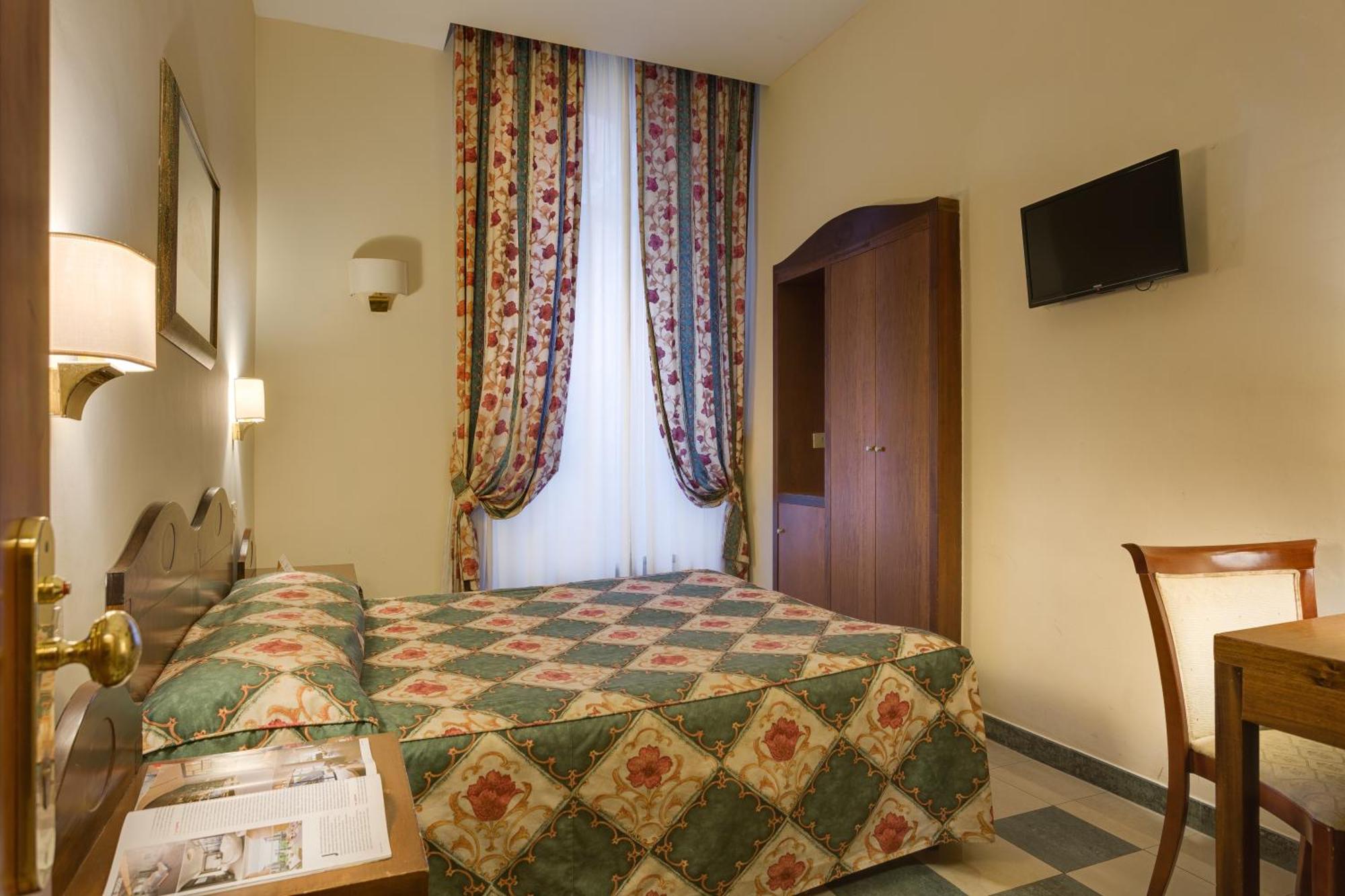 Small Double or Twin Room