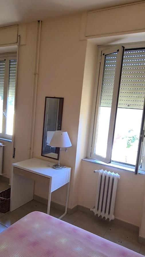 Double Room with Private External Bathroom,1407696656:JPEG