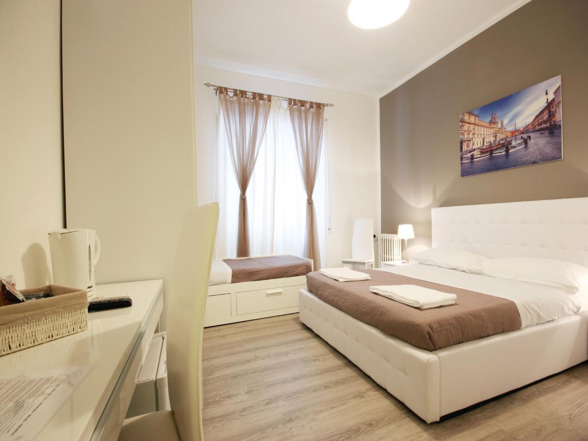 Triple Room