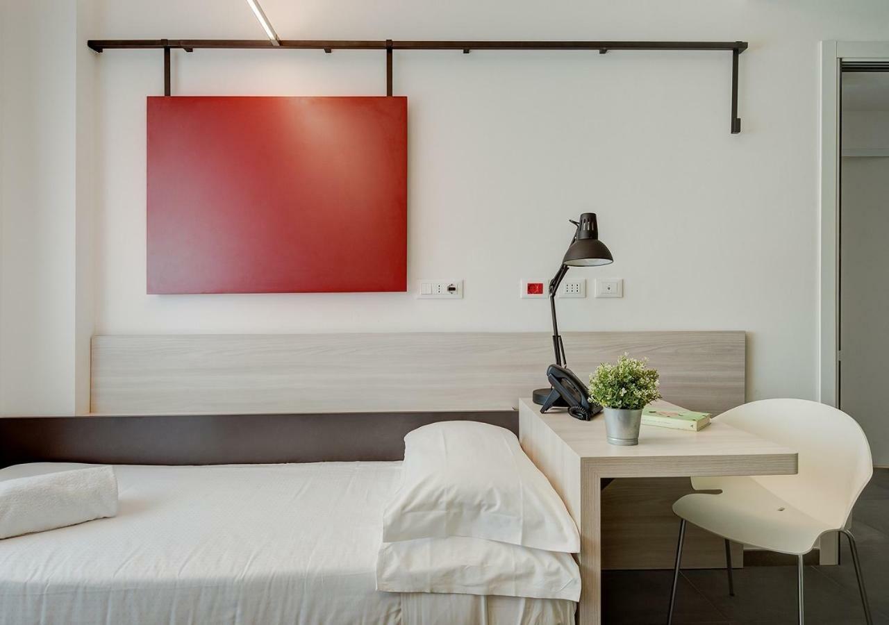 Super Economy Twin Room