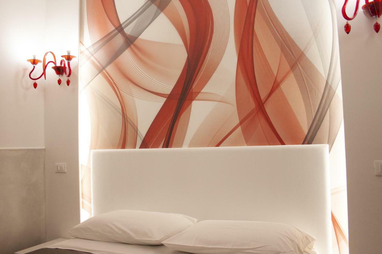 Standard Double Room,1093003362:JPEG