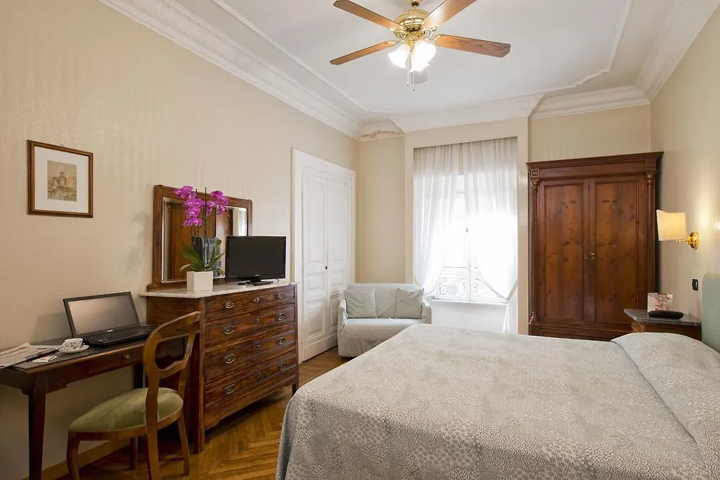 Hotel Suisse-1