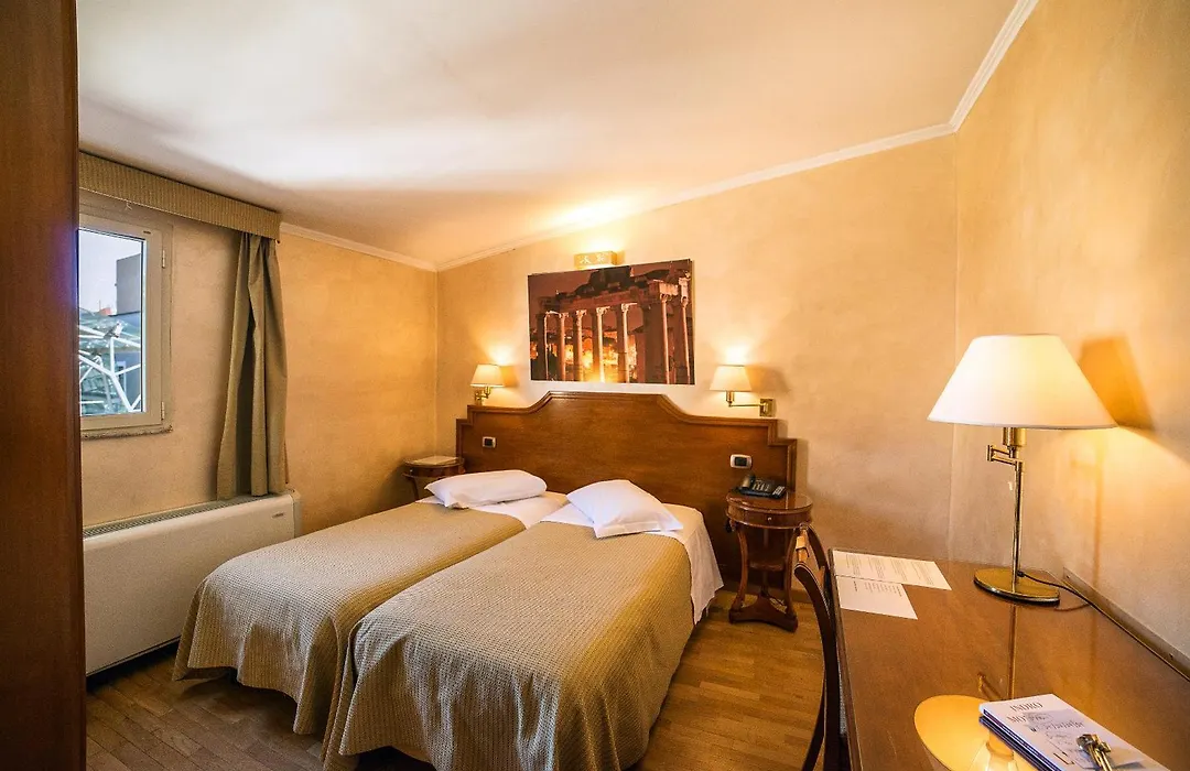 Hotel Kent-1