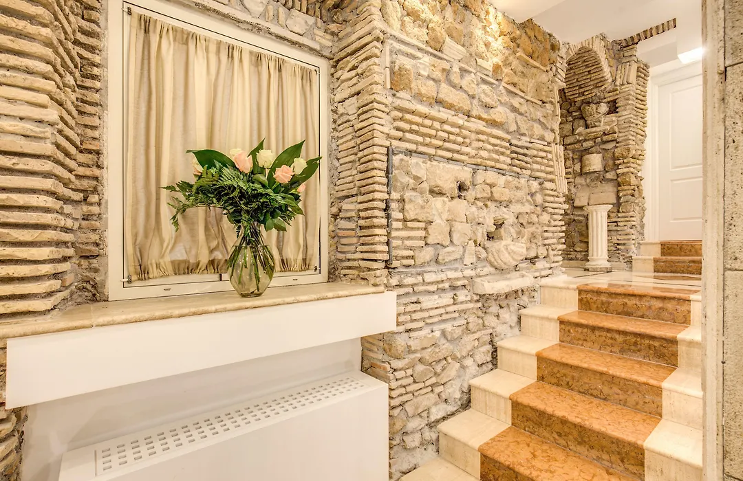 Pantheonview - Luxury Suites-1