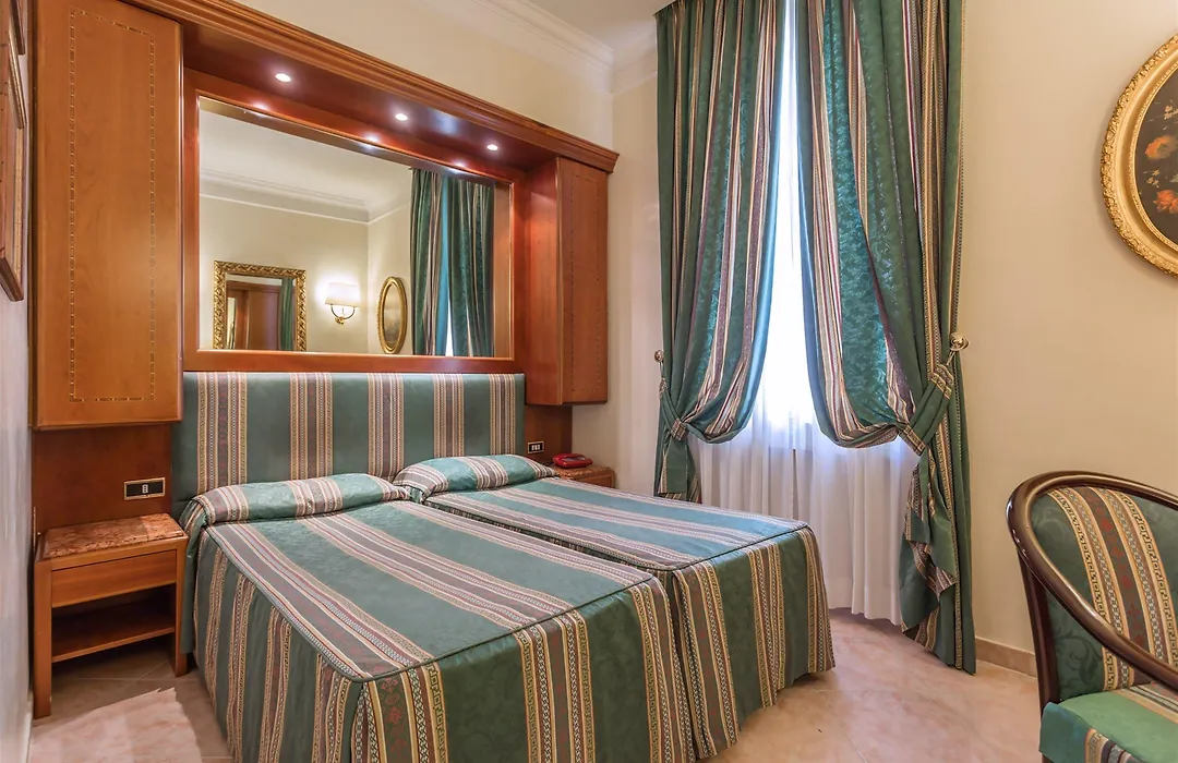 Raeli Hotel Luce-1