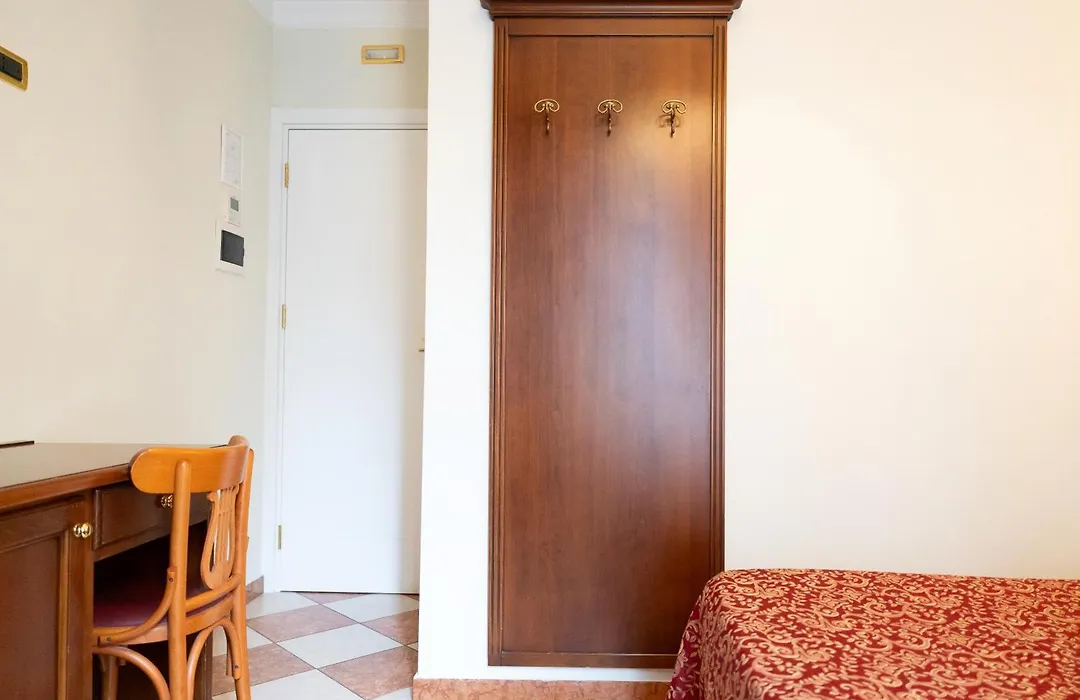 Hotel Romantica-1