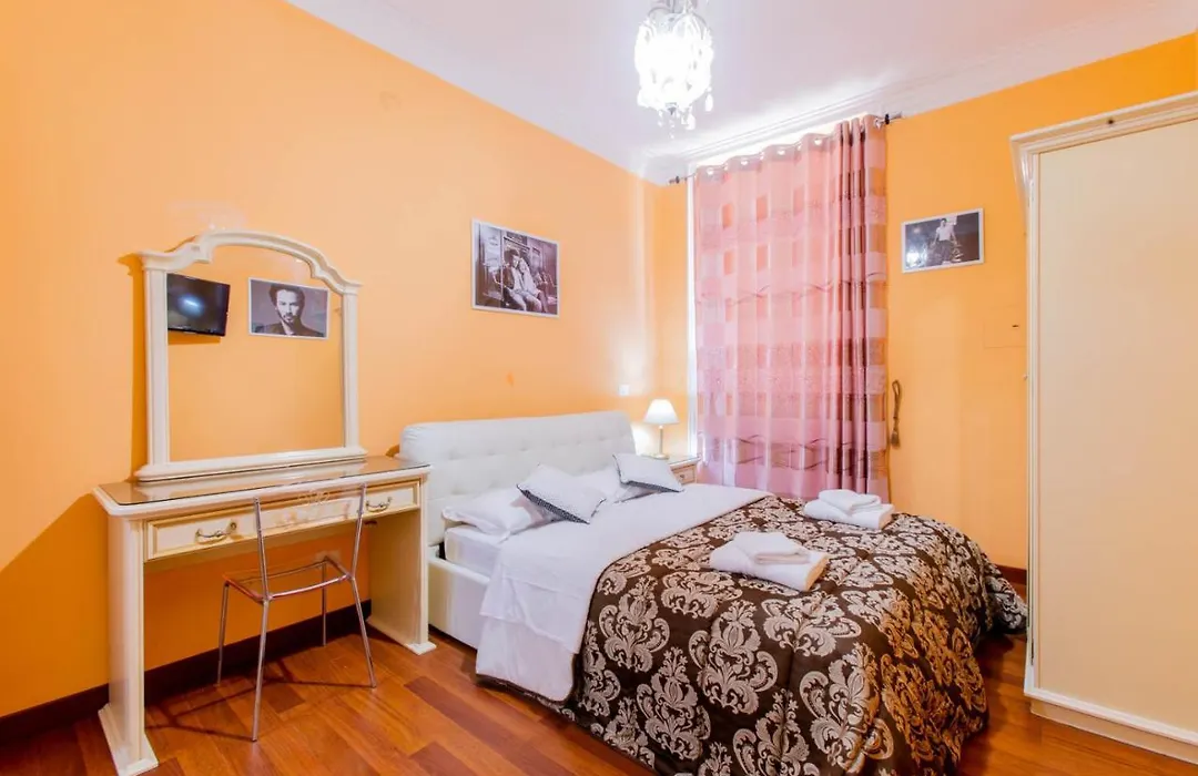Flower Guesthouse-1
