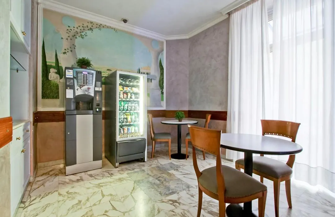 Hotel Invictus-1