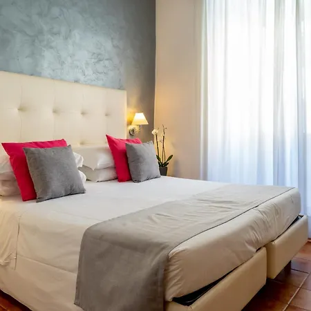 Hotel Gabriella-3