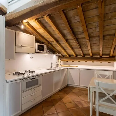 Gambero Apartments-3