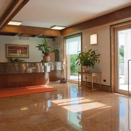 Hotel La Pergola-3