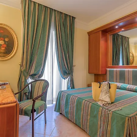 Raeli Hotel Luce-3