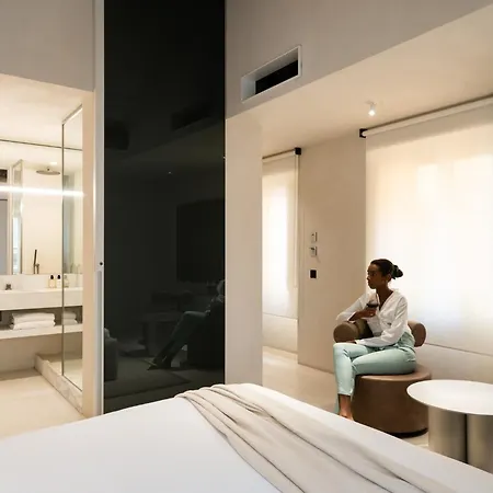 Hotel Scenario-3