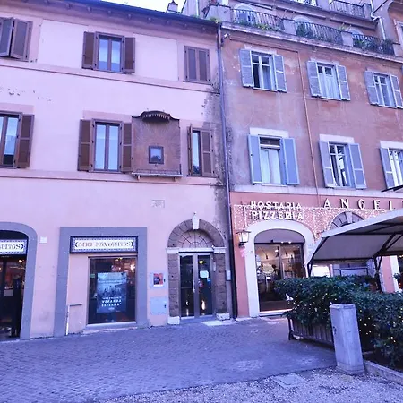 Hotel De Rome-3